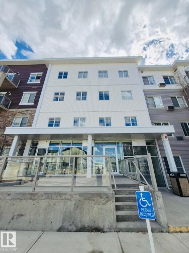 303 812 Welsh Drive, Edmonton, AB - Outdoor