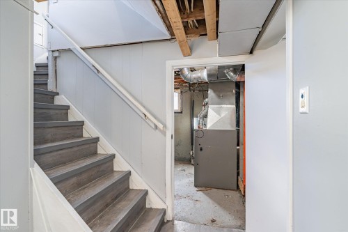 10439 159 Street, Edmonton, AB - Indoor Photo Showing Other Room