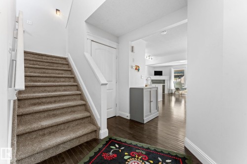 3527 11 Street, Edmonton, AB - Indoor Photo Showing Other Room