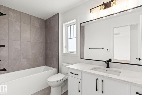 11 Arthur Way, Spruce Grove, AB - Indoor Photo Showing Bathroom