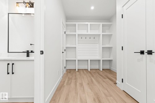 11 Arthur Way, Spruce Grove, AB - Indoor