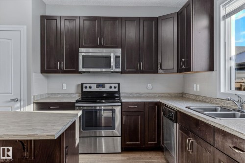3347 Weidle Way, Edmonton, AB - Indoor Photo Showing Kitchen With Double Sink