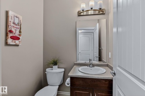 3347 Weidle Way, Edmonton, AB - Indoor Photo Showing Bathroom