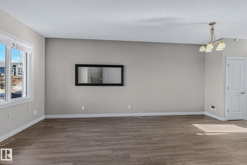 3347 Weidle Way, Edmonton, AB - Indoor Photo Showing Other Room