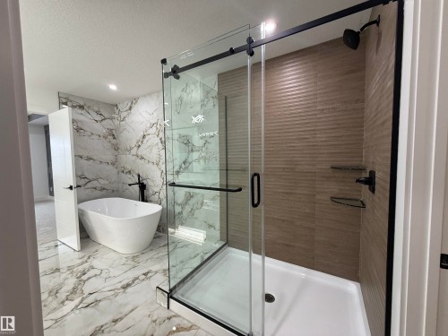 5802 Peltier Close, Beaumont, AB - Indoor Photo Showing Bathroom