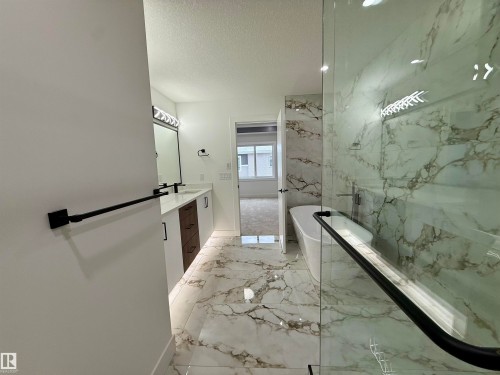 5802 Peltier Close, Beaumont, AB - Indoor Photo Showing Bathroom