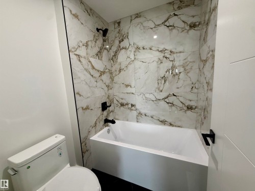 5802 Peltier Close, Beaumont, AB - Indoor Photo Showing Bathroom