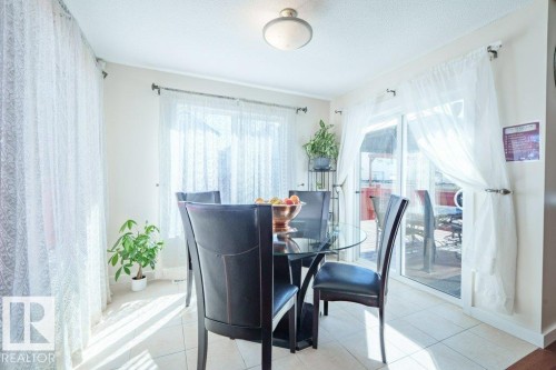 6131 12 Avenue, Edmonton, AB - Indoor