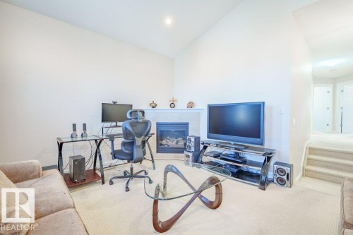 6131 12 Avenue, Edmonton, AB - Indoor Photo Showing Living Room