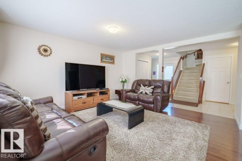 6131 12 Avenue, Edmonton, AB - Indoor