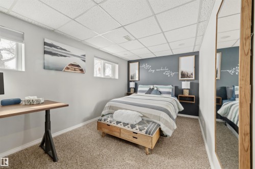 15 Arbor Crescent, St. Albert, AB - Indoor Photo Showing Bedroom