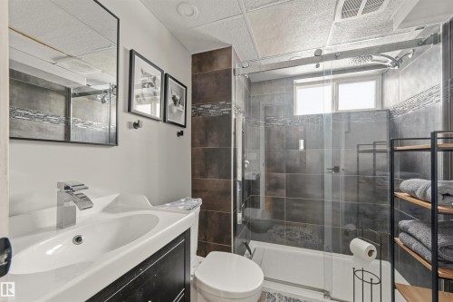 15 Arbor Crescent, St. Albert, AB - Indoor Photo Showing Bathroom