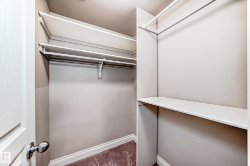 View of walk in closet - 1605 Haswell Court, Edmonton, AB - Indoor Photo Showing Other Room