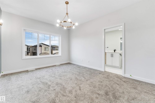 8712 181 Avenue, Edmonton, AB - Indoor