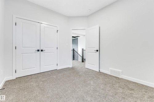 8712 181 Avenue, Edmonton, AB - Indoor Photo Showing Other Room