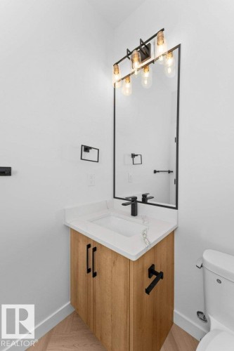53 Lilac Bay, Spruce Grove, AB - Indoor Photo Showing Bathroom
