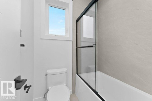53 Lilac Bay, Spruce Grove, AB - Indoor Photo Showing Bathroom