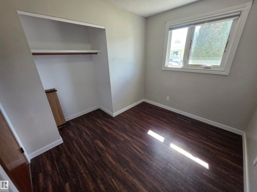 4924 50A Avenue, Entwistle, AB - Indoor Photo Showing Other Room