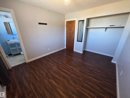 4924 50A Avenue, Entwistle, AB - Indoor Photo Showing Other Room
