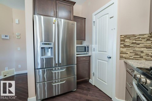 6103 18 Avenue, Edmonton, AB - Indoor Photo Showing Kitchen