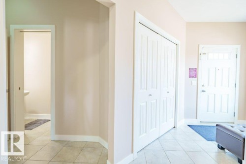 6103 18 Avenue, Edmonton, AB - Indoor Photo Showing Other Room