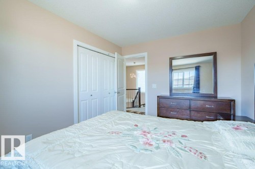 6103 18 Avenue, Edmonton, AB - Indoor Photo Showing Bedroom