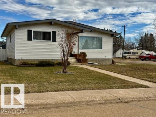 5302 48 Avenue  Vegreville, AB T9C 1N1