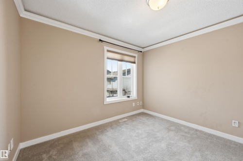 2608 Anderson Crescent, Edmonton, AB - Indoor Photo Showing Other Room