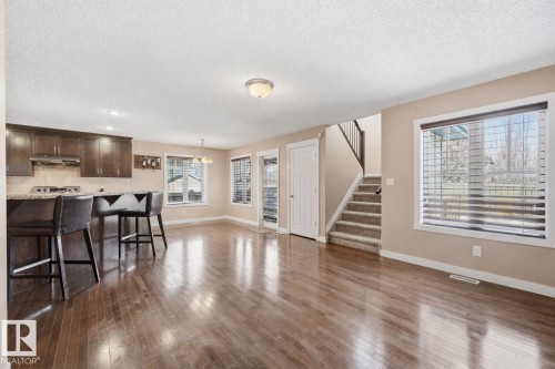 2608 Anderson Crescent, Edmonton, AB - Indoor Photo Showing Kitchen
