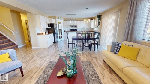 8704 175 Avenue, Edmonton, AB - Indoor