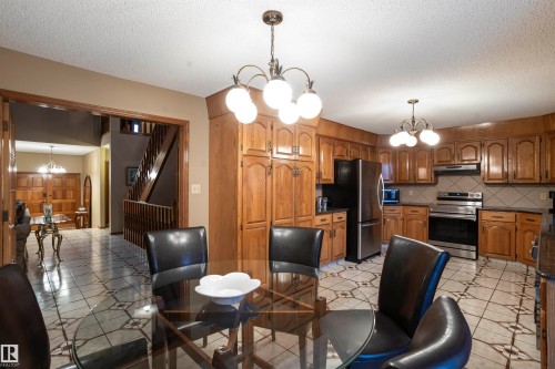 9831 158 Avenue, Edmonton, AB - Indoor Photo Showing Dining Room