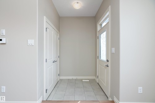 8707 221 Street, Edmonton, AB - Indoor Photo Showing Other Room