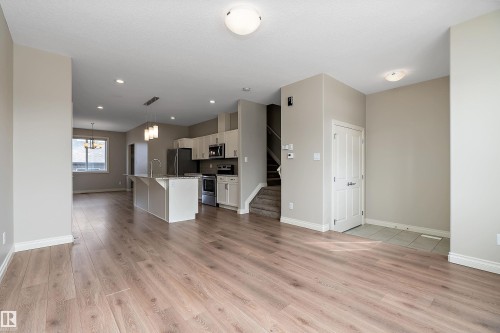 8707 221 Street, Edmonton, AB - Indoor Photo Showing Kitchen