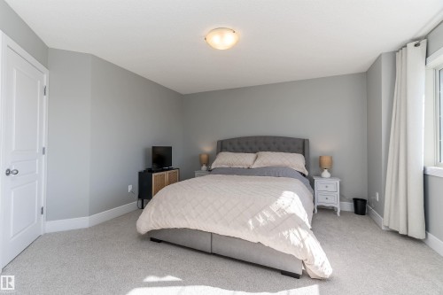 85 Sunrose Lane, Leduc, AB - Indoor Photo Showing Bedroom