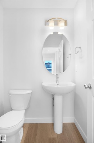 18145 73A Street, Edmonton, AB - Indoor Photo Showing Bathroom