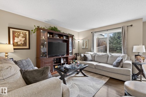 12 655 Tamarack Road, Edmonton, AB - Indoor Photo Showing Living Room