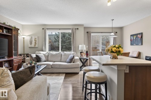 12 655 Tamarack Road, Edmonton, AB - Indoor Photo Showing Living Room