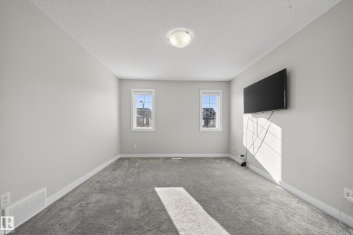 1234 Daniels Crescent, Edmonton, AB - Indoor Photo Showing Other Room