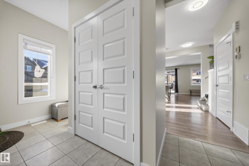 1234 Daniels Crescent, Edmonton, AB - Indoor Photo Showing Other Room