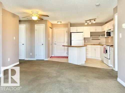 413 11325 83 Street, Edmonton, AB - Indoor Photo Showing Kitchen