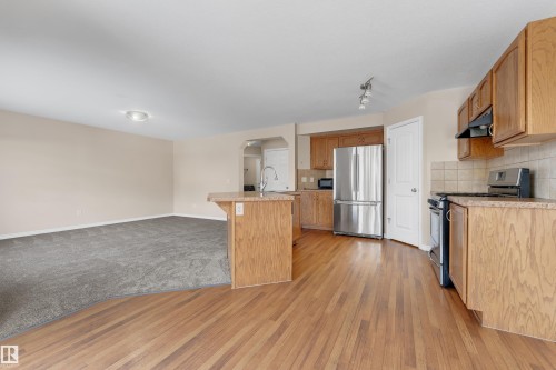 1739 61 Street, Edmonton, AB - Indoor Photo Showing Kitchen