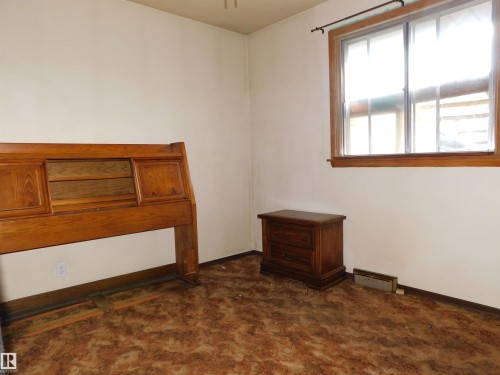 12356 132 Street, Edmonton, AB - Indoor Photo Showing Other Room