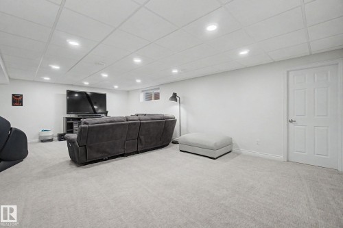 1850 Towne Centre Boulevard, Edmonton, AB - Indoor