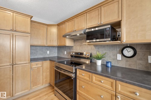 2012 126 Street, Edmonton, AB - Indoor Photo Showing Kitchen