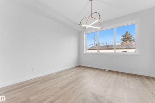 7934 77 Avenue, Edmonton, AB - Indoor Photo Showing Other Room