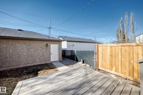 10721 70 Avenue, Edmonton, AB - Outdoor