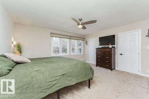 1727 65 Street, Edmonton, AB - Indoor Photo Showing Bedroom