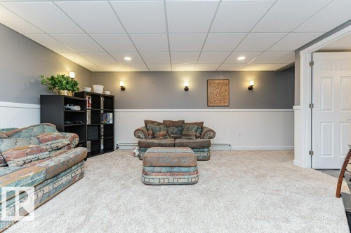 1727 65 Street, Edmonton, AB - Indoor