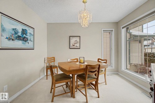 11732 10 Avenue Nw, Edmonton, AB - Indoor Photo Showing Dining Room