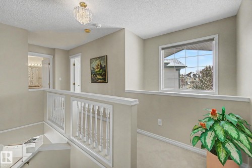 11732 10 Avenue Nw, Edmonton, AB - Indoor Photo Showing Other Room